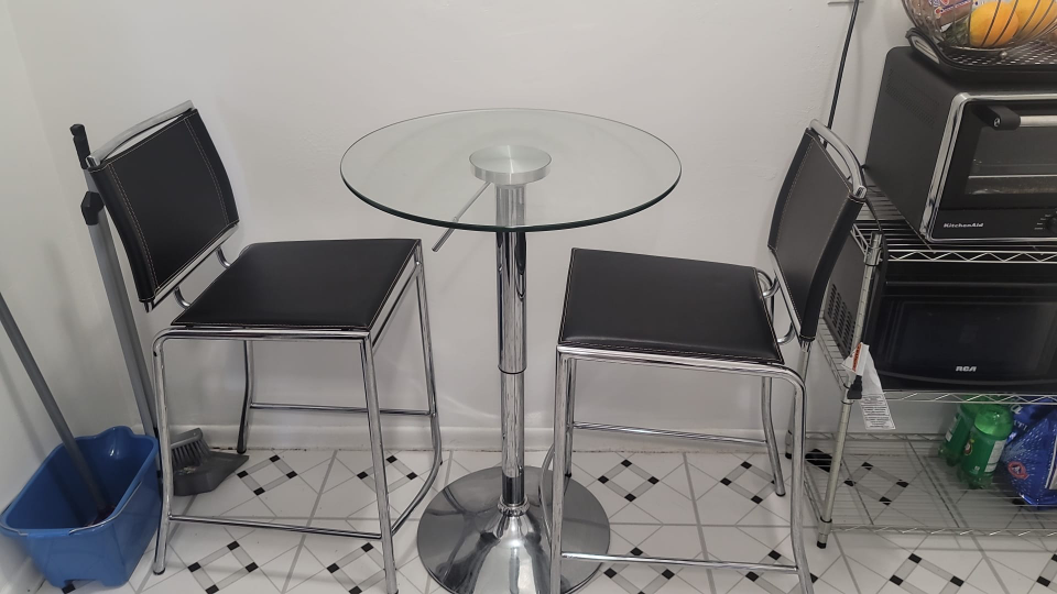 Standing Bar Table