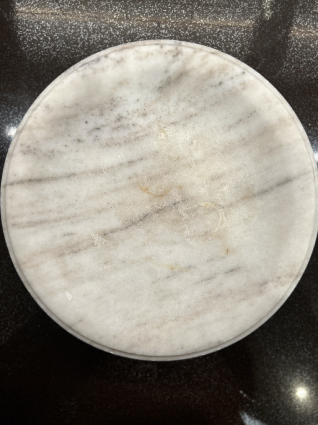 Alabaster Center Piece. - photo 3