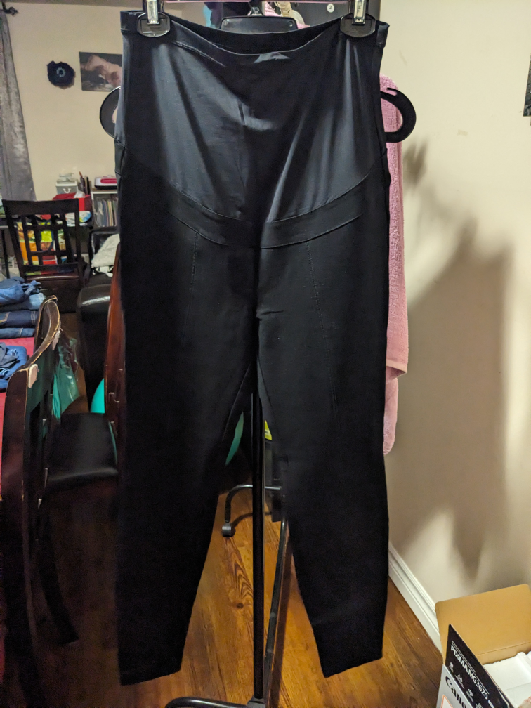 Maternity clothes size M $35 - photo 4