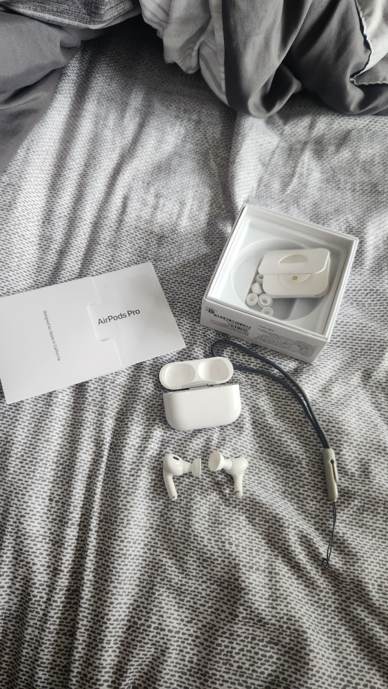 Airpods Pro(2nd generation) - photo 2