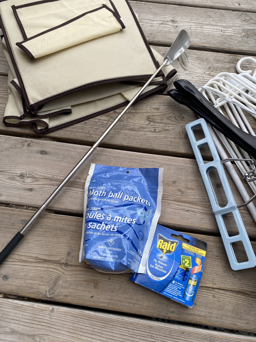 Shoe horn, hanging shelf, hangers image indicator(4)