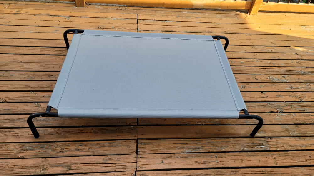Amazon Basics Indoor/Outdoor Elevated Dog Bed

