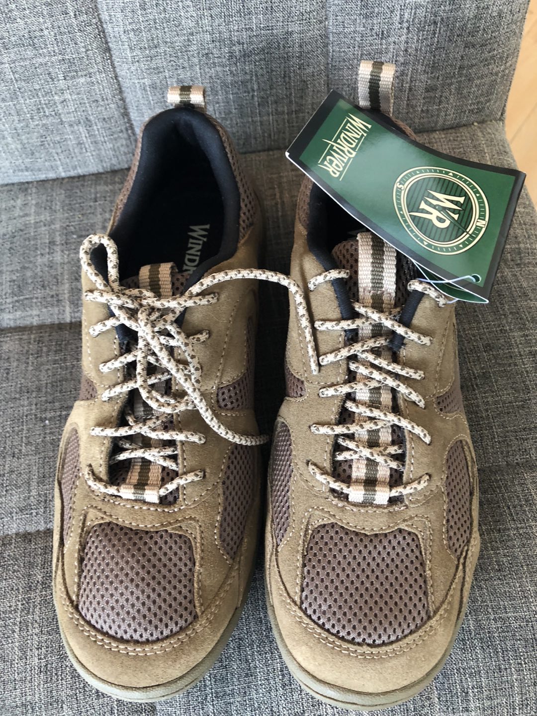 Brand New Men sport shoes thumbnail