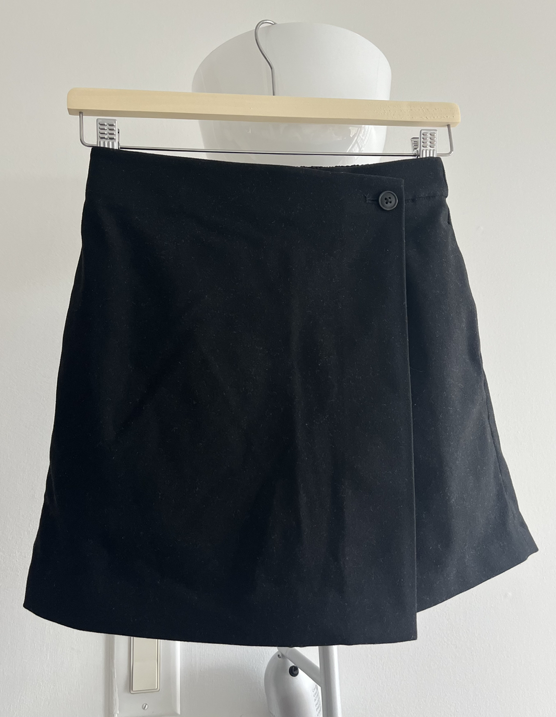 Brand New- Uniqlo- Short
