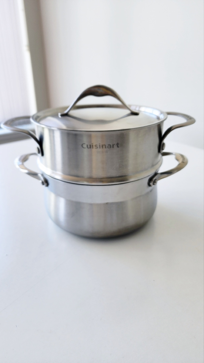 COOKING POT WITH STEAMER thumbnail
