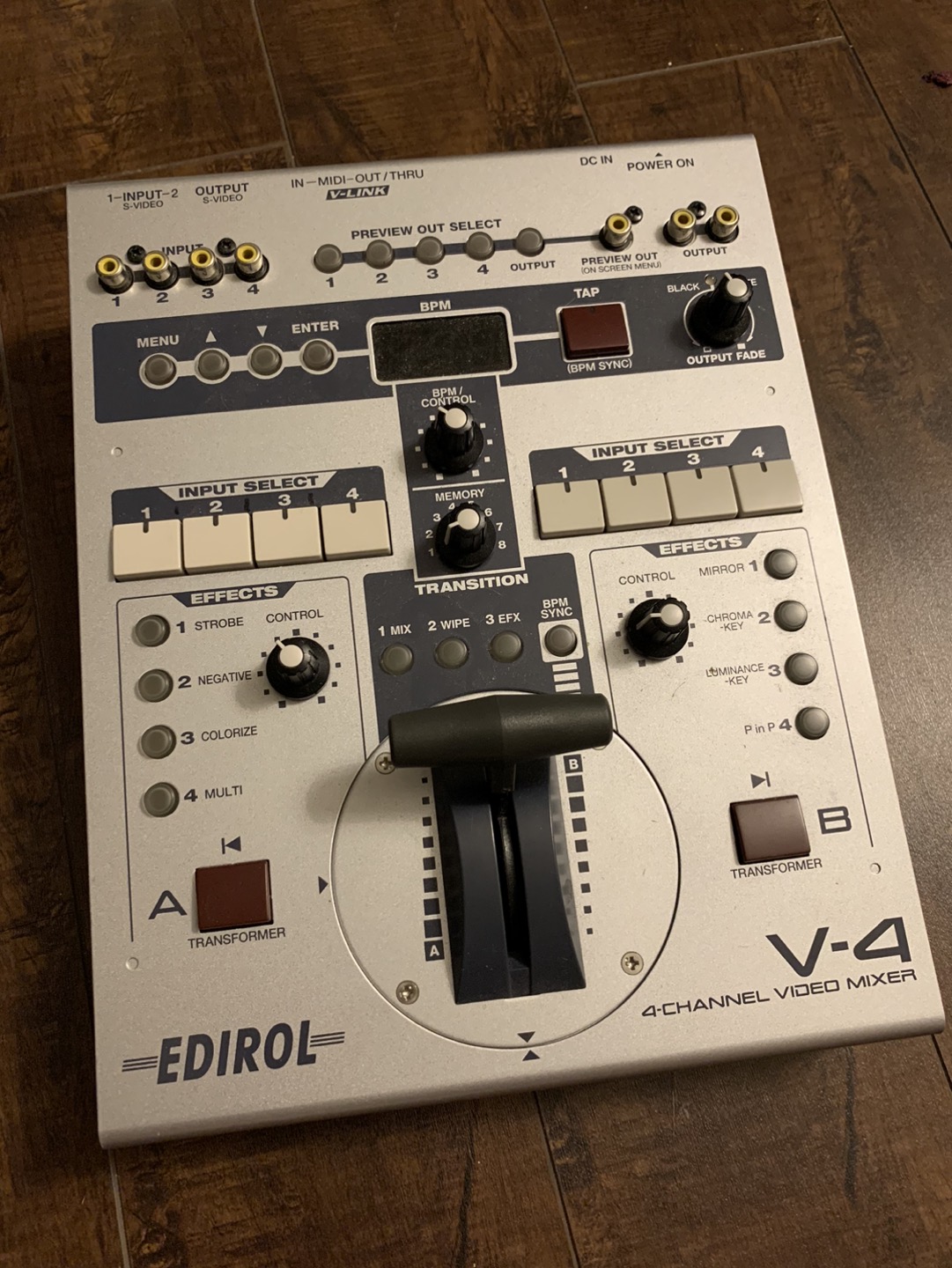 Roland 4 ch video mixer thumbnail