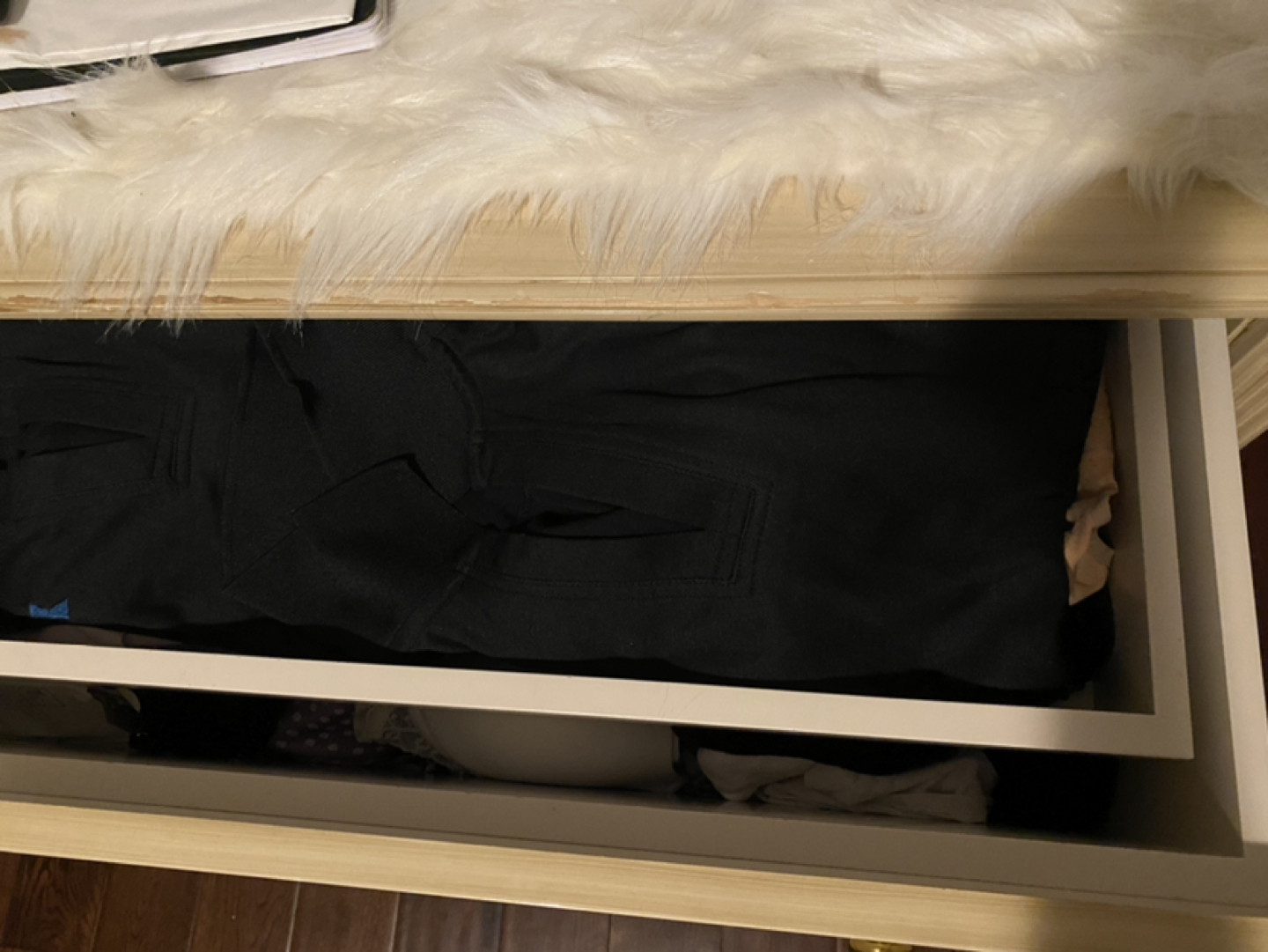 Dresser and Side Table - photo 3