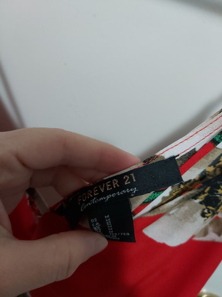 Forever 21 Floral Red Jumpsuit Size Medium (M) image indicator(6)