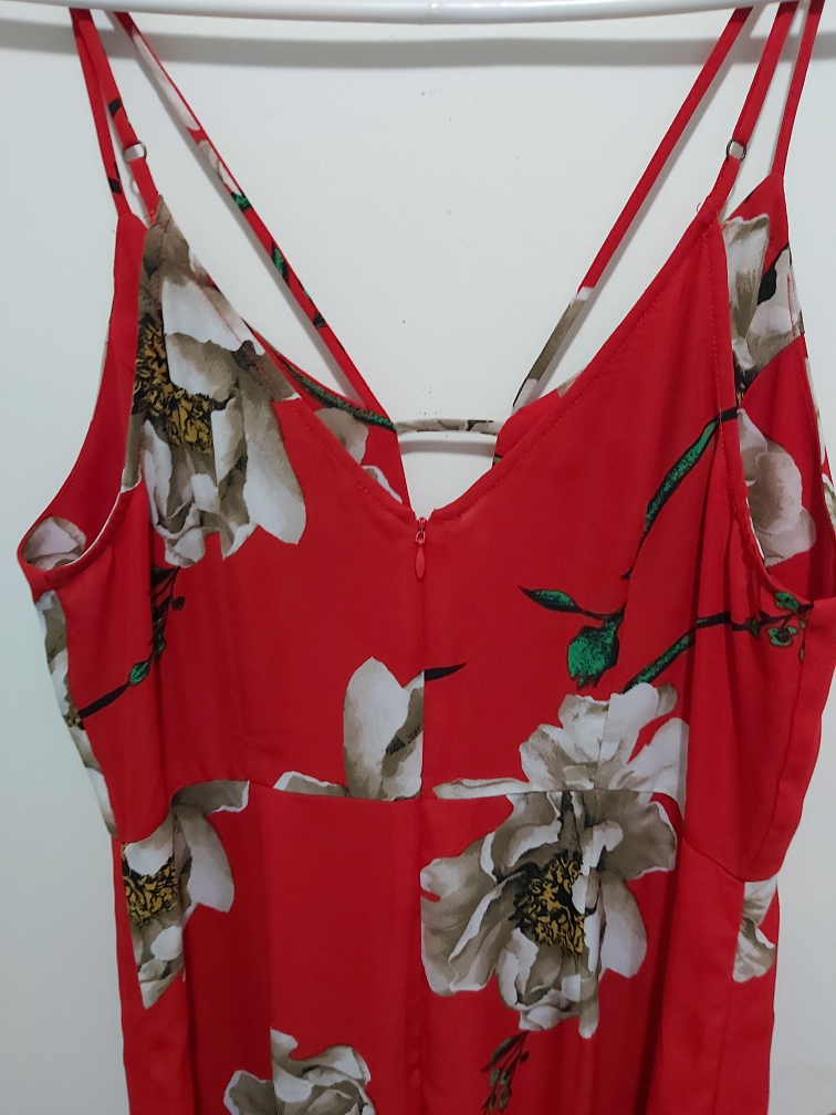 Forever 21 Floral Red Jumpsuit Size Medium (M) image indicator(7)