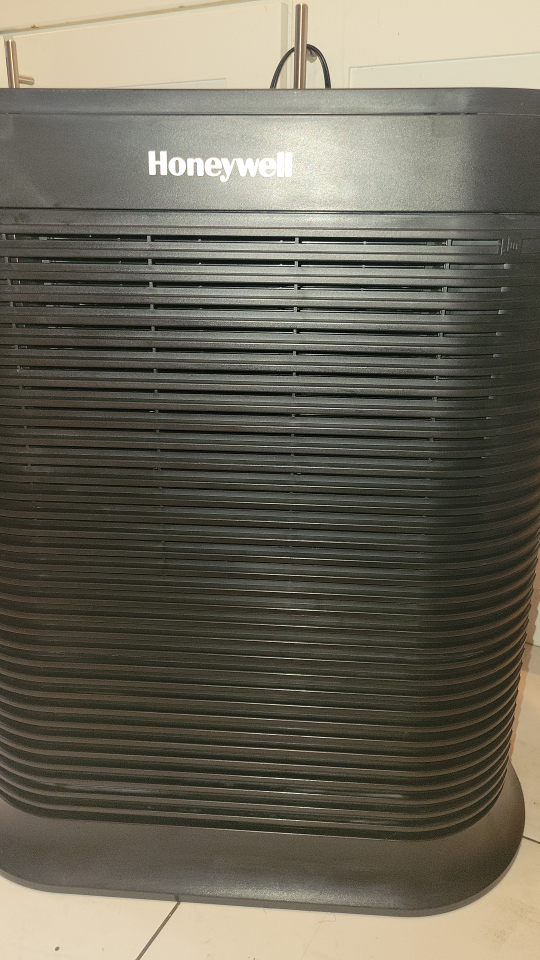 HP 300 Air purifier "no filter includes" - photo 2