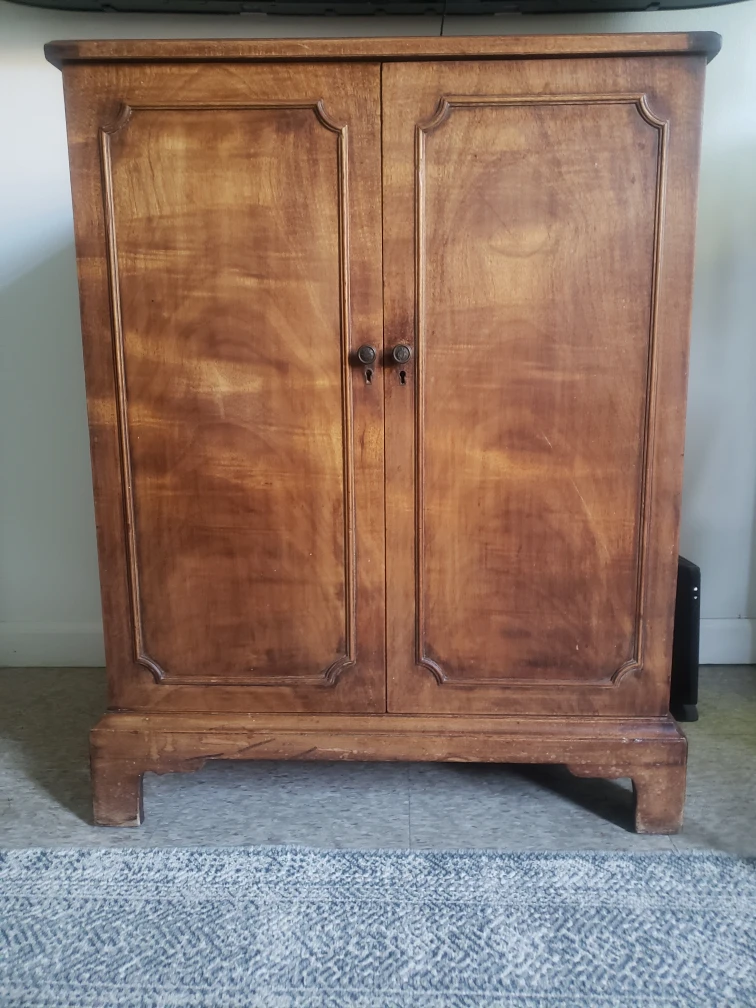 Wooden Cabinet - photo 2