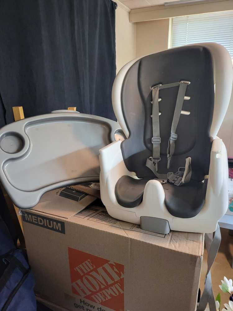 Ingenuity high chair - photo 4