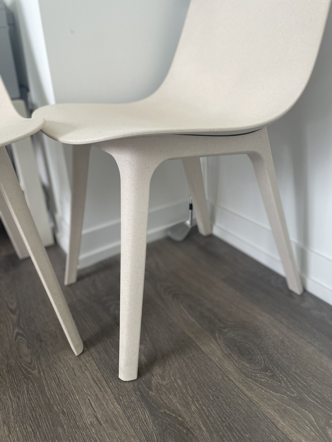 2 IKEA Odger chairs in beige - photo 3