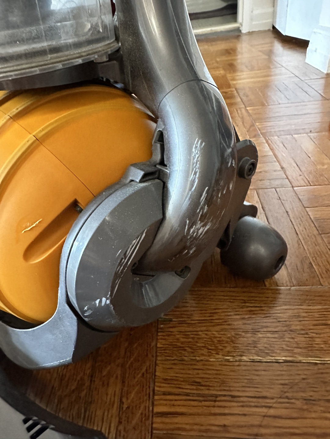 Dyson Ball Upright Vacuum - photo 2