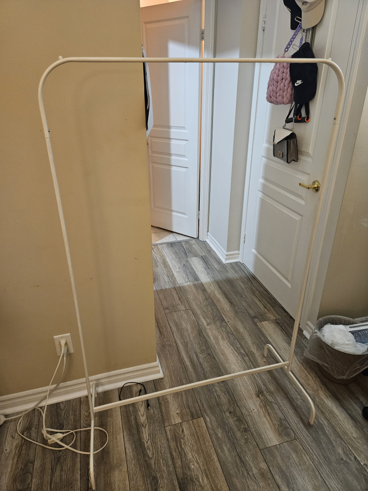 clothes rack
