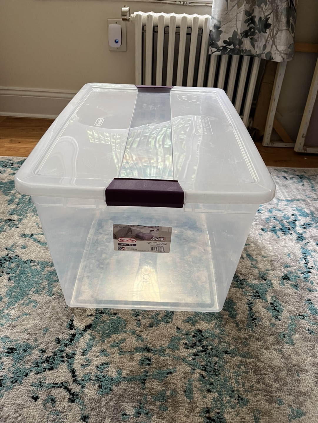 Storage bins