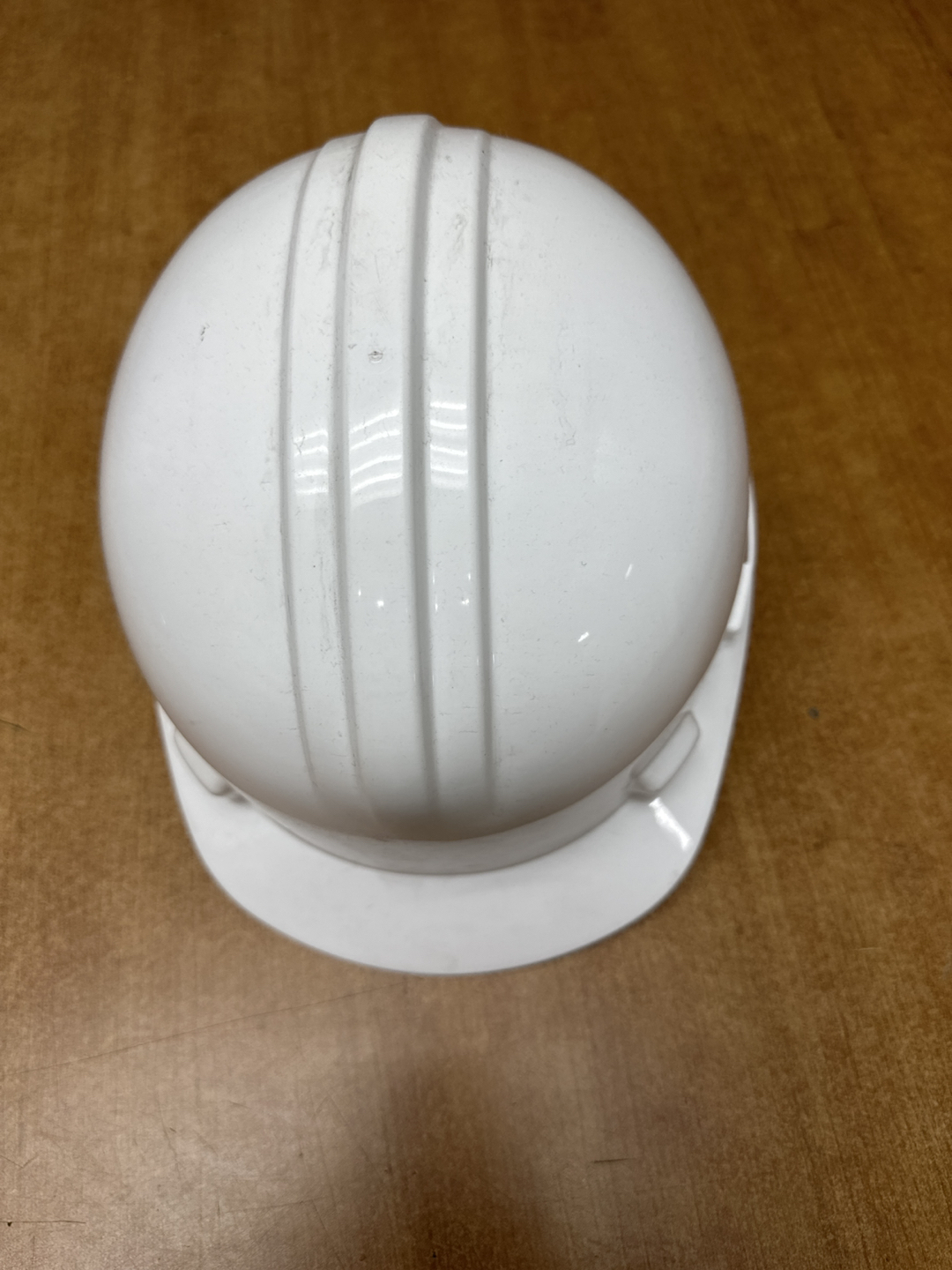 Free safety helmet