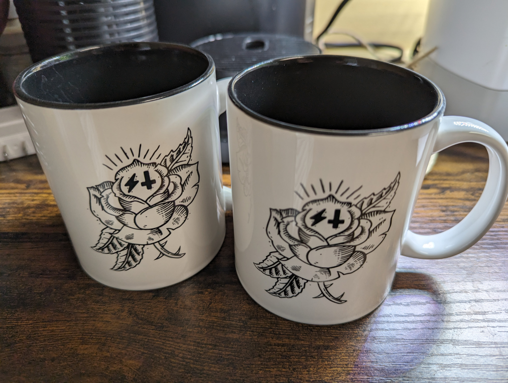 Free coffee/tea mugs. Brand new thumbnail