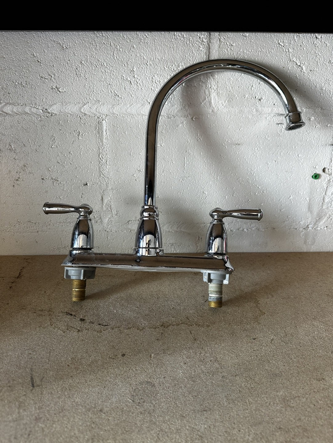 Used Moen Faucet thumbnail