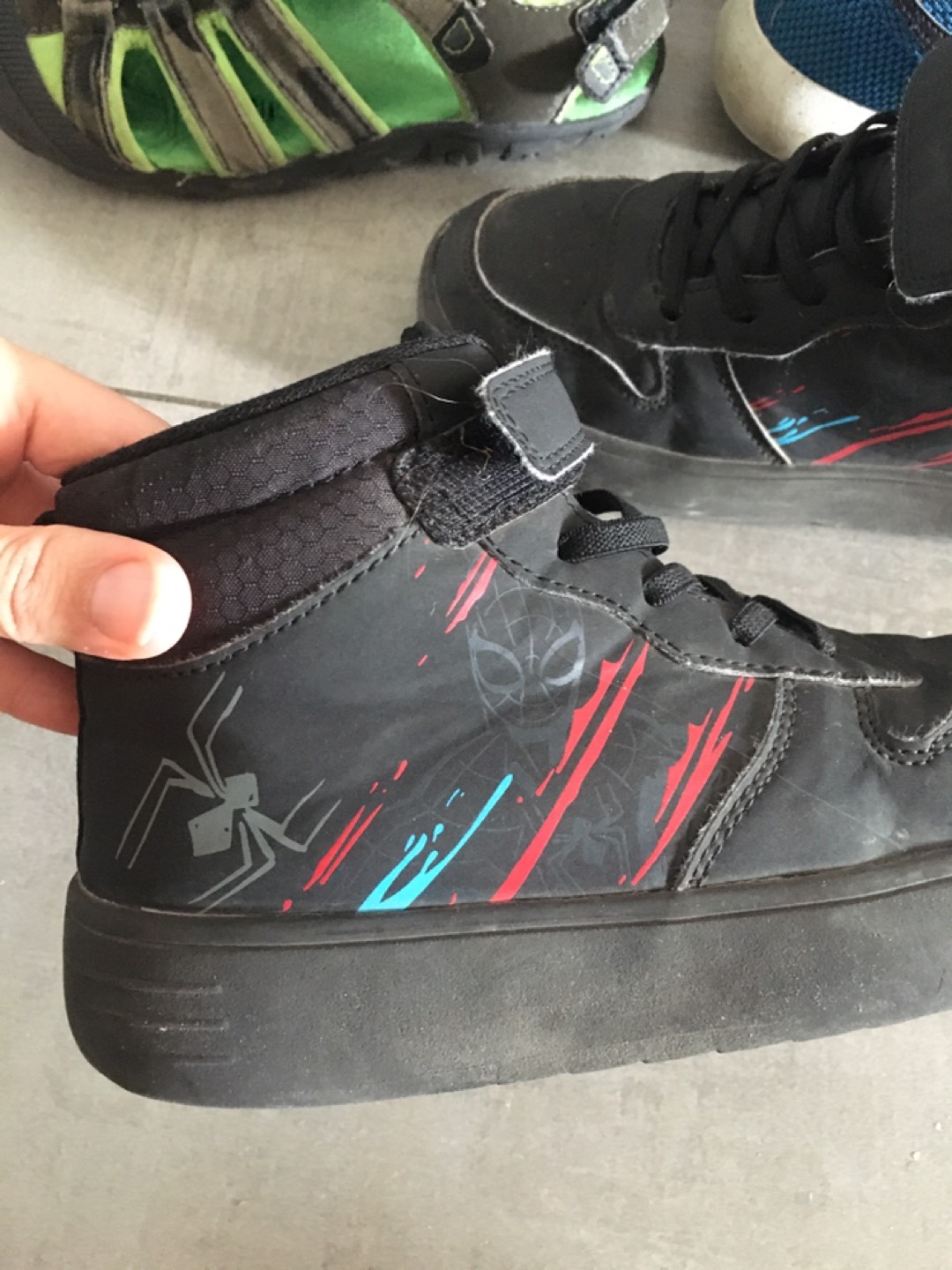 spiderman boots + free sneakers and sandals for boy - photo 3