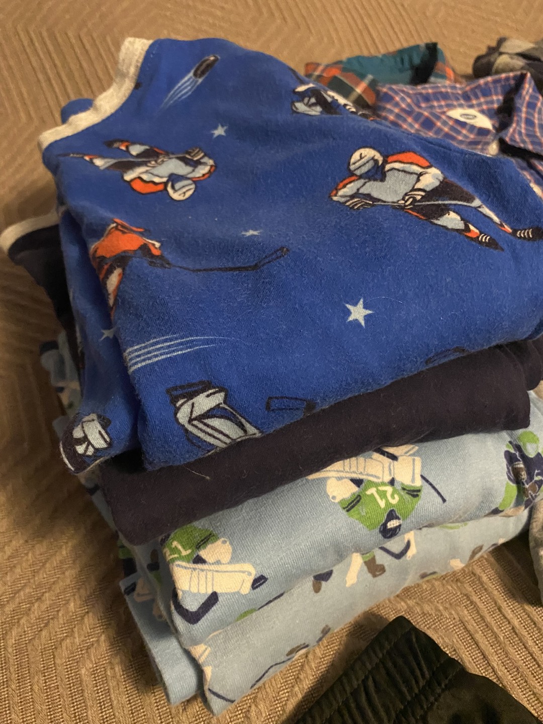 Freshly laundered size 7/8 boys clothing image indicator(5)