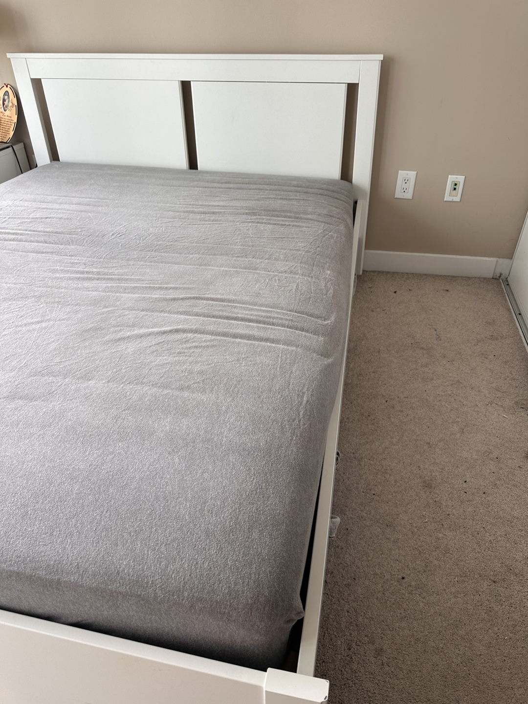 Bed frame -Queen Size - photo 3