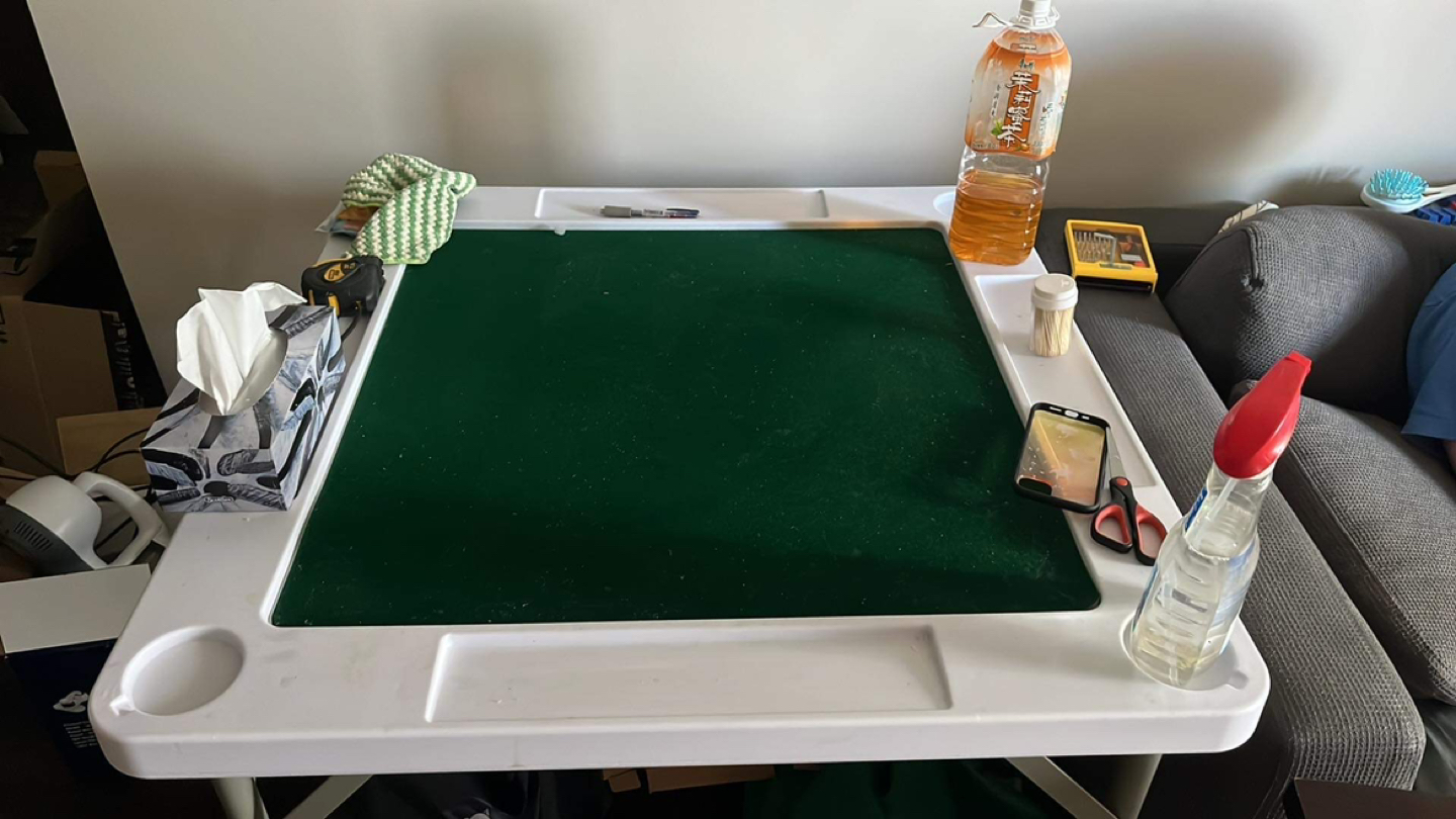 Folding game table and two chairs - photo 4