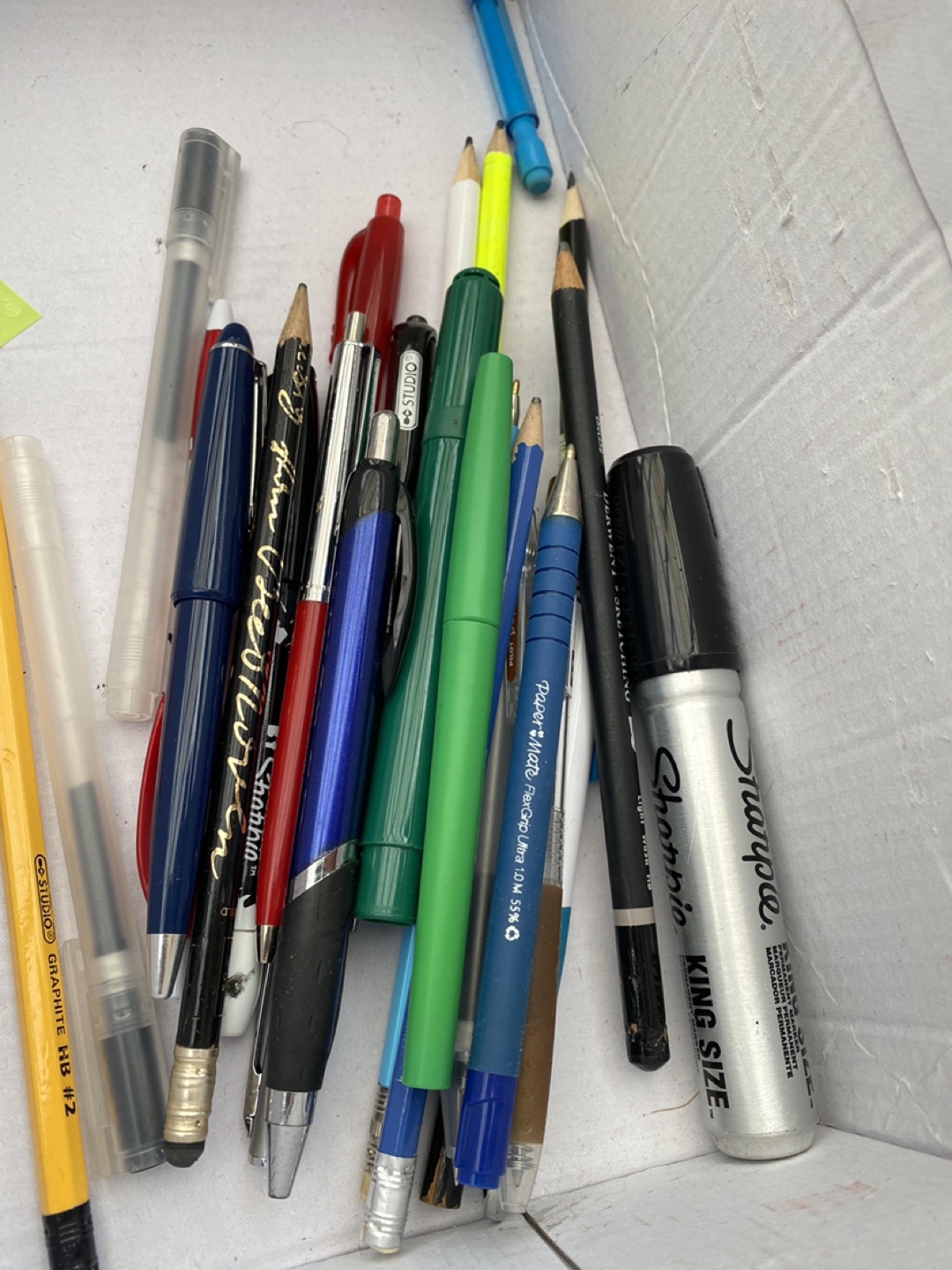 New pencil holder + various used stationary image indicator(4)