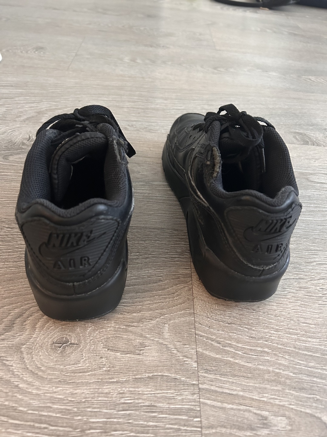 Black Nike Air Max (Y5.5 / W7.5) - photo 3