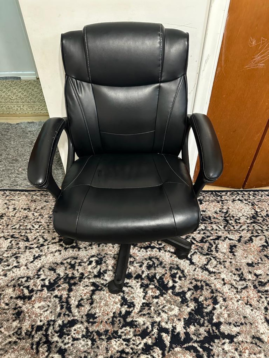 Office chair - photo 2