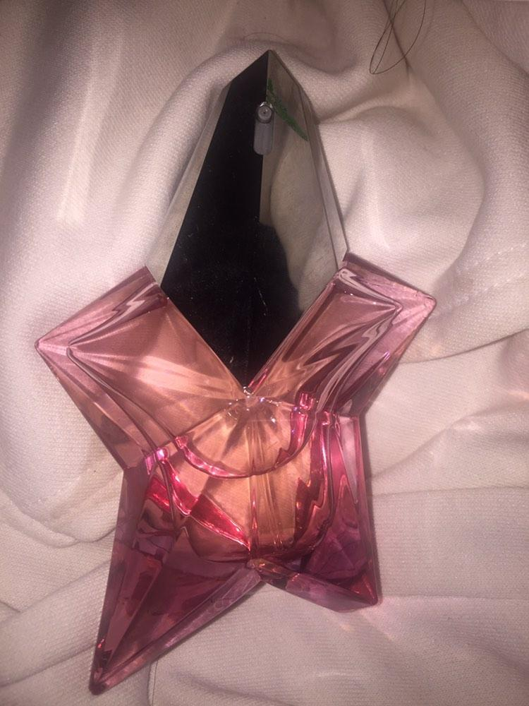 Angle Nova Mugler Perfume 