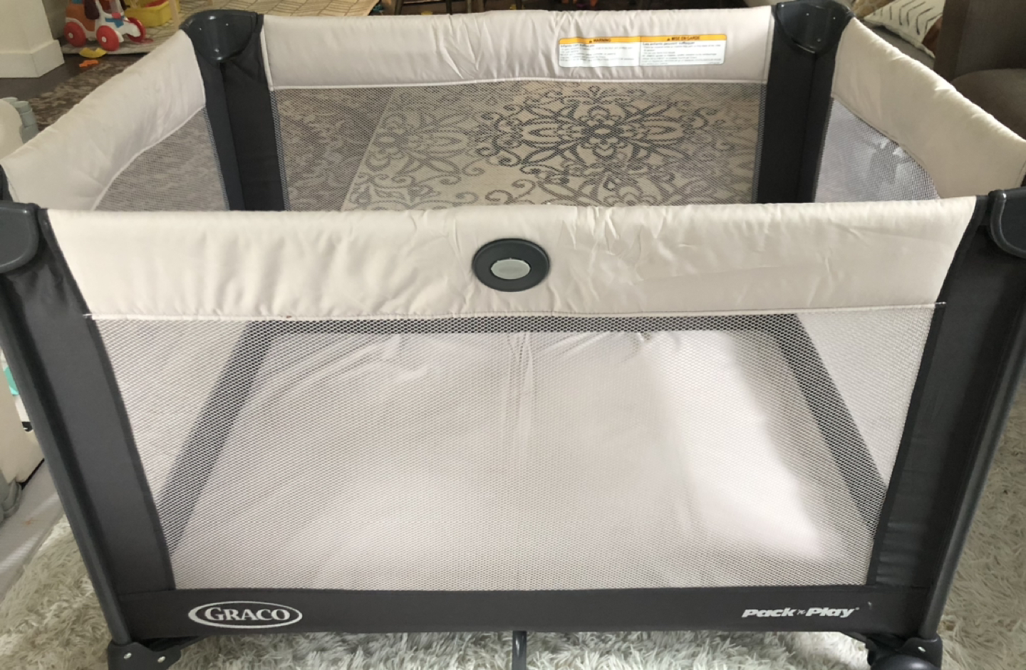 Graco Pack and Play - Play pen - photo 3