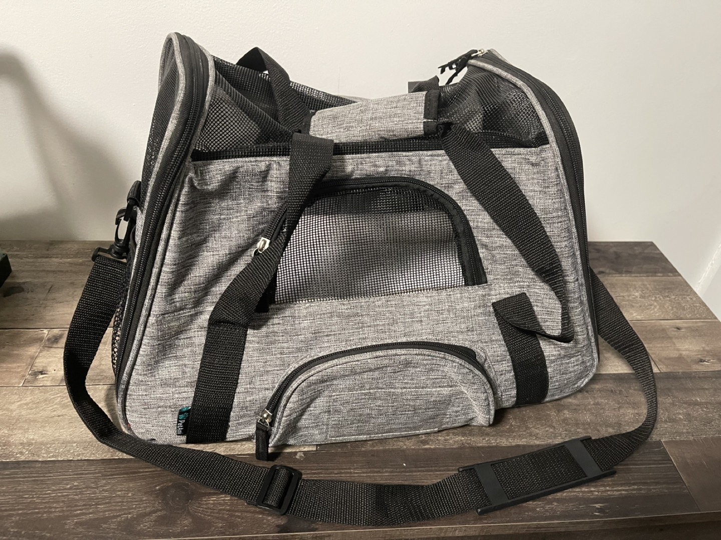 Pet carrier