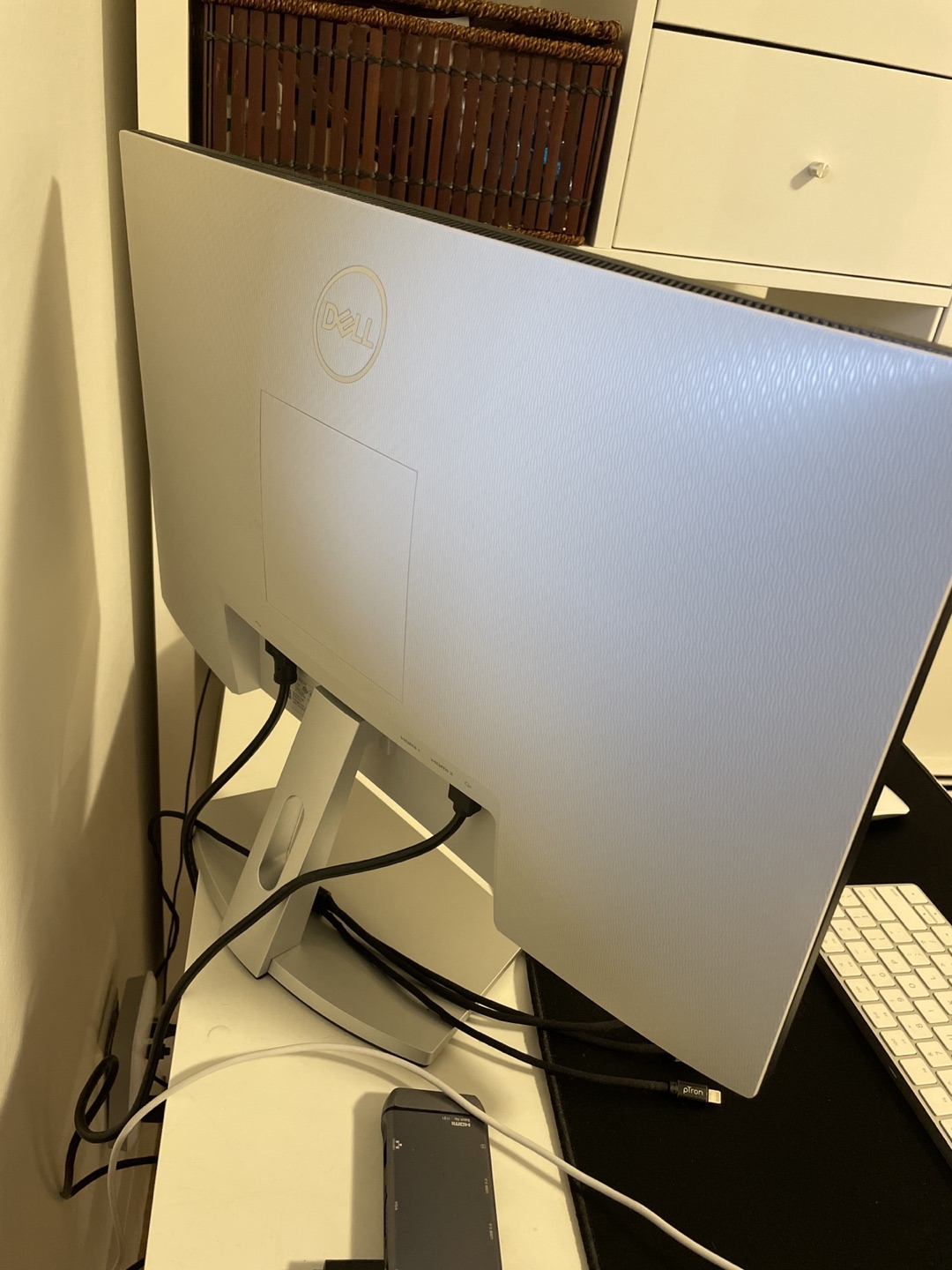Dell LED Monitor 24inch - Free delivery - photo 2