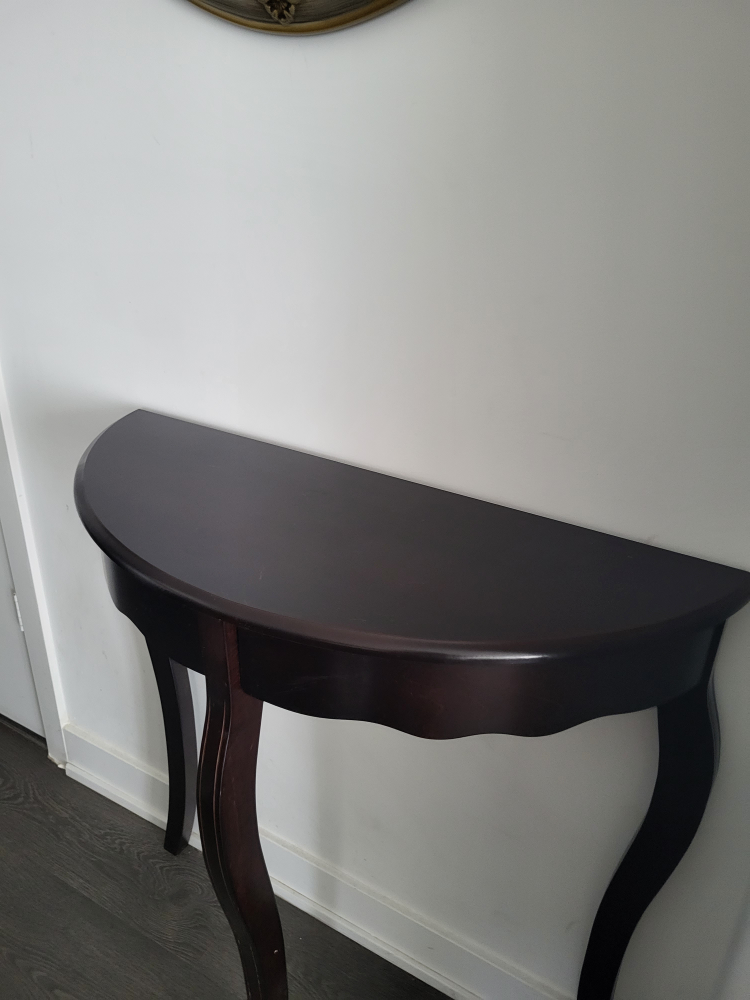 Consol table.  - photo 2