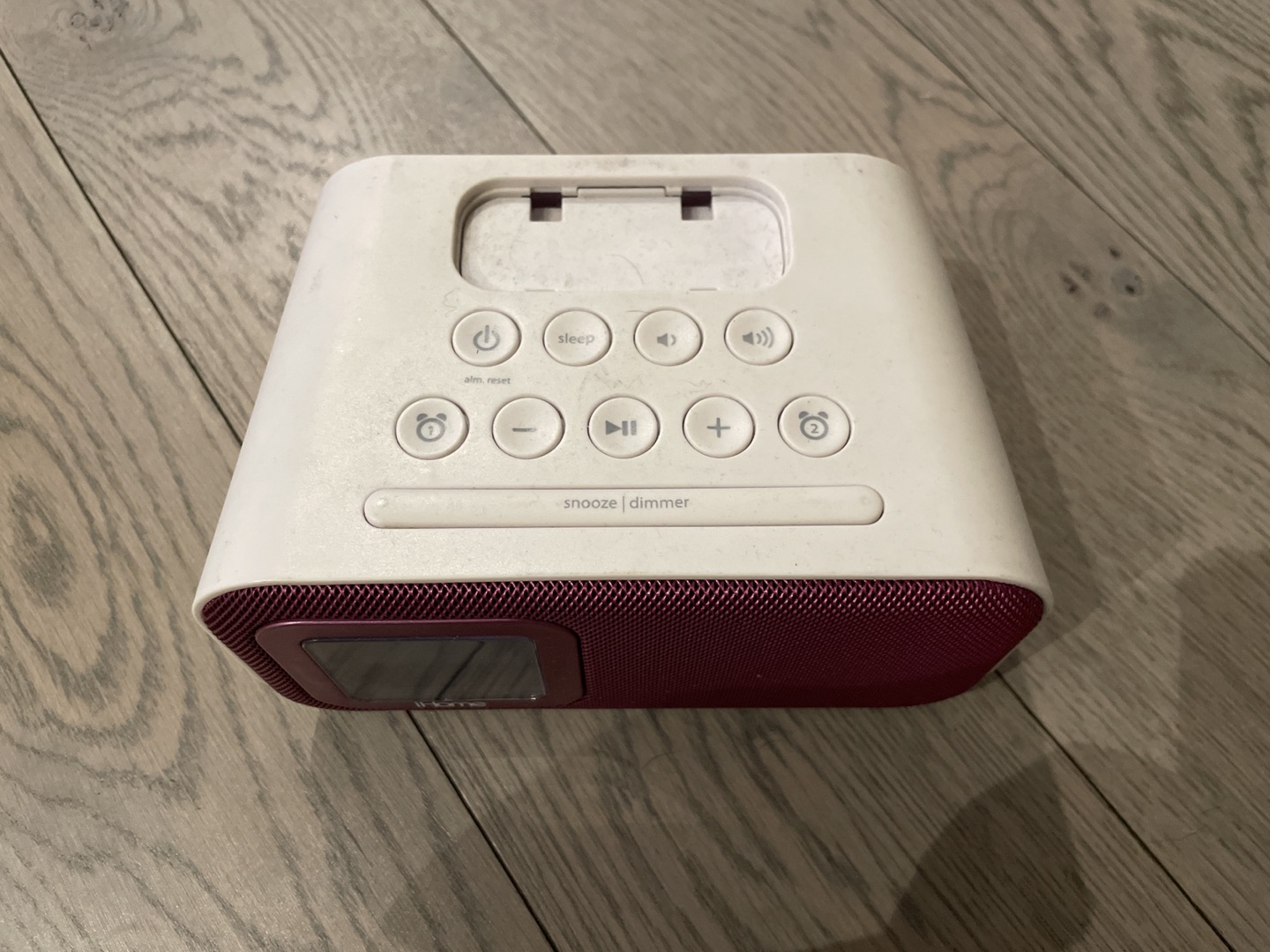 iHome - Battery / USB charging Bluetooth Speaker & Clock - photo 2