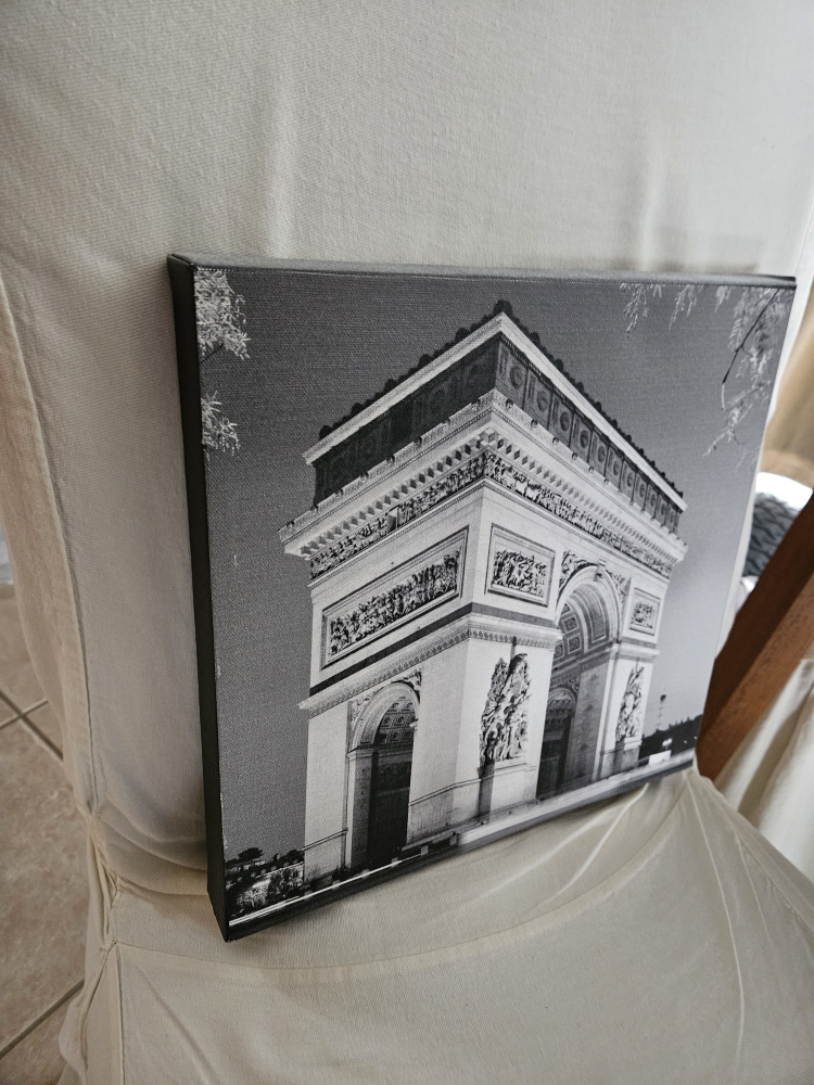 3 Prints Paris Themed - photo 2