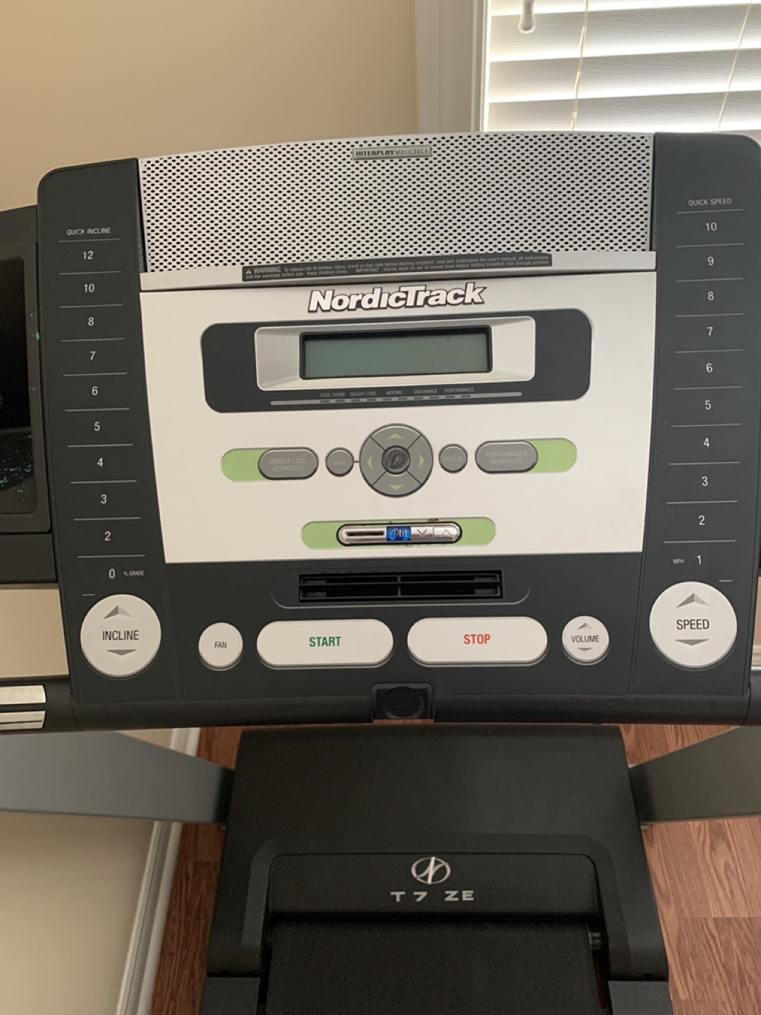 Treadmill - photo 3