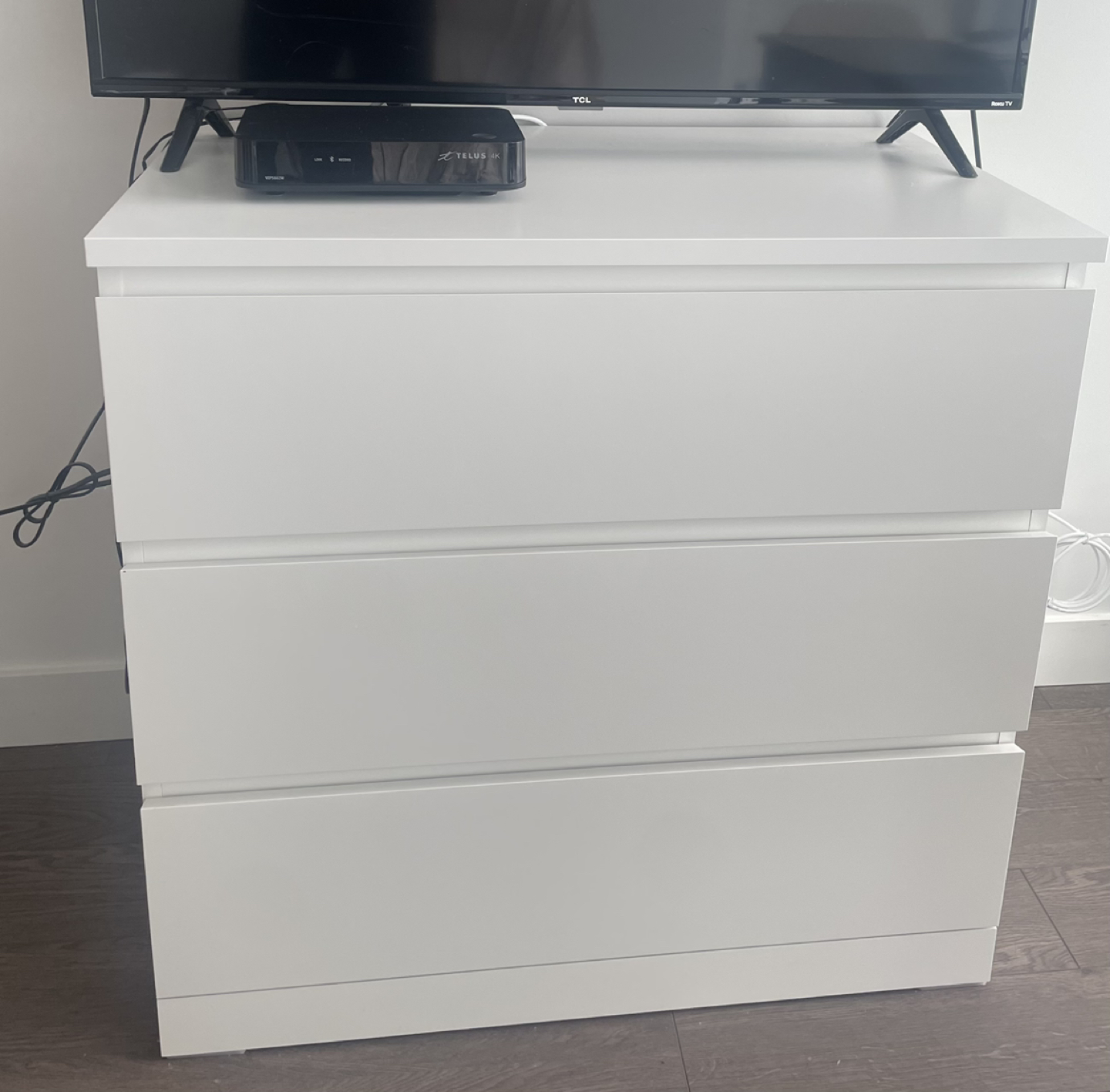 IKEA Malm 3-Drawer Chest - photo 2
