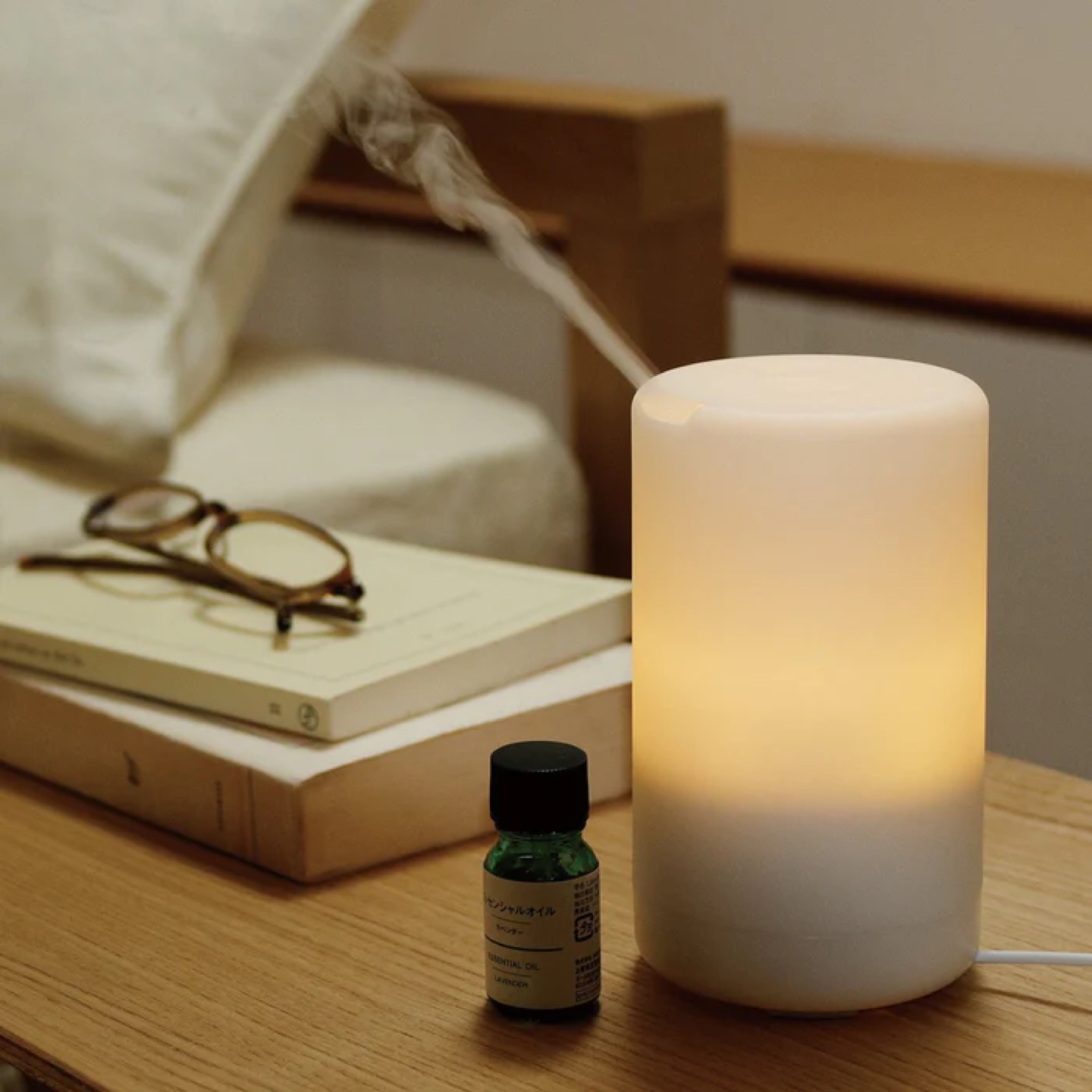 Muji ultrasonic aroma diffuser & essential oil (yuzu) thumbnail
