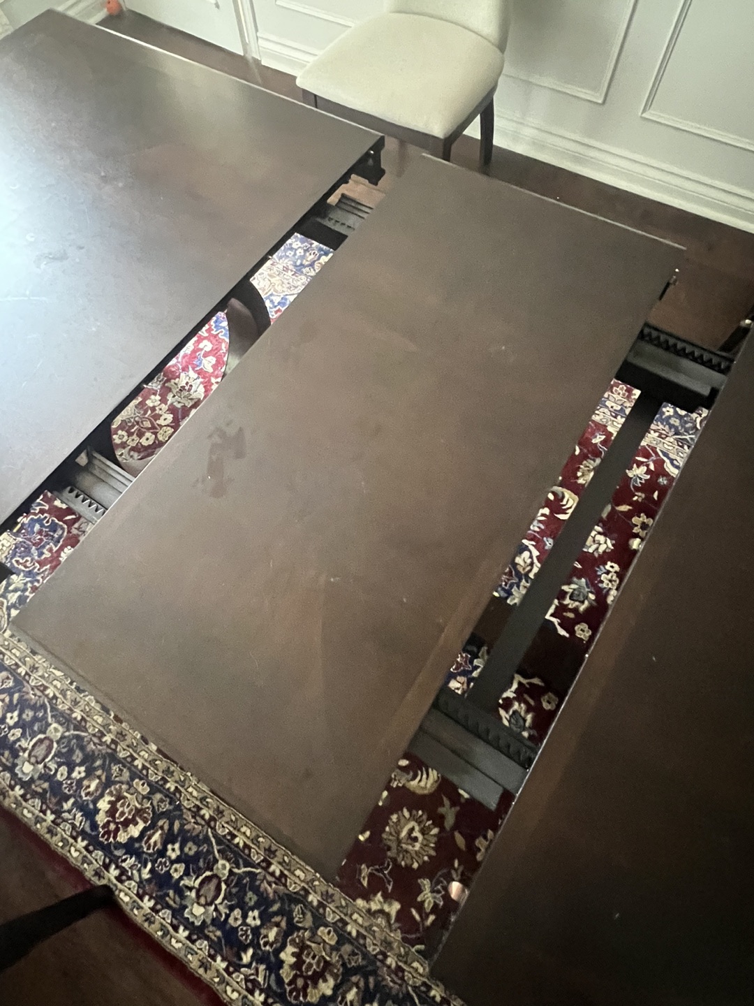 SEPARABLE DINING TABLE & CHAIR image indicator(3)