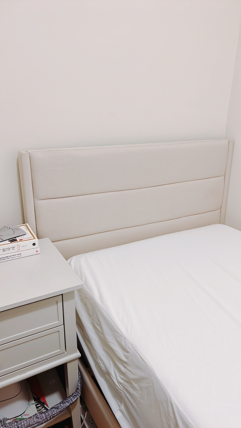 Twin xl bed frame and mattress - photo 2