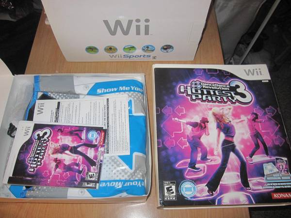 Wii Set + Hottest Party 3 Set
