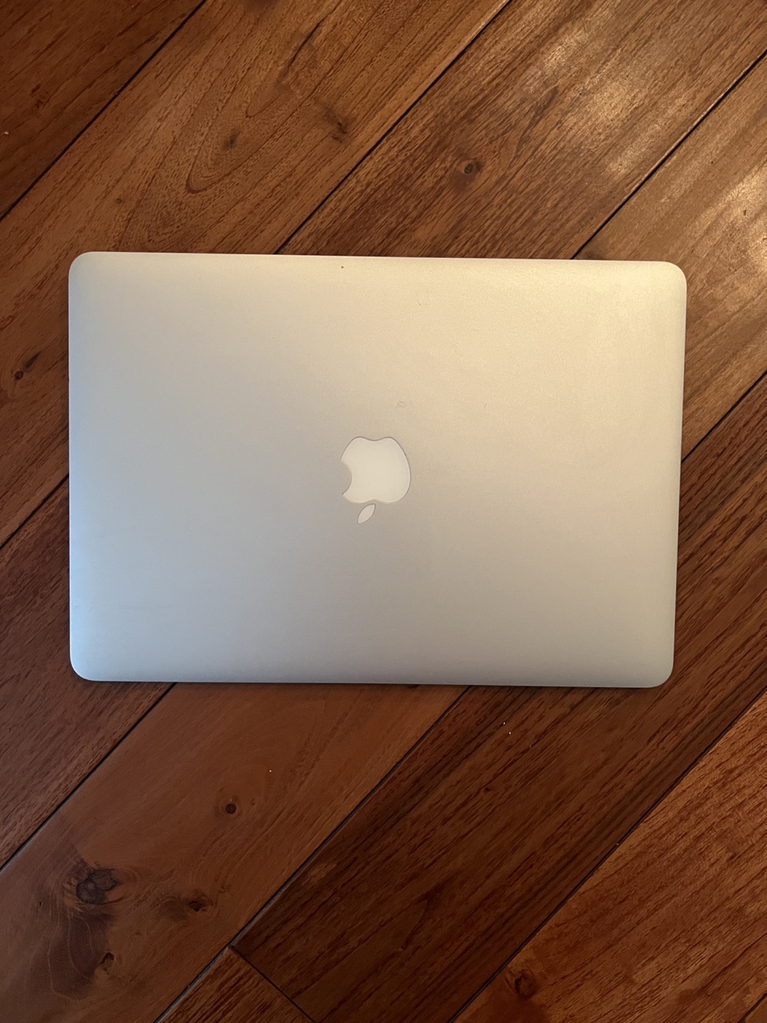 MacBook Air (13-inch, Early 2015) - photo 2