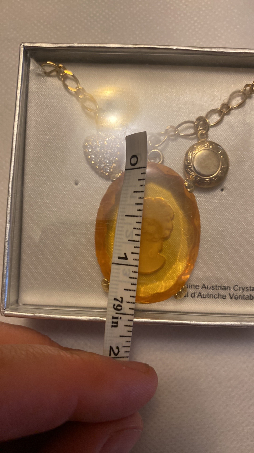 Cameo Pendant Genuine Austrian Crystal necklace - photo 4