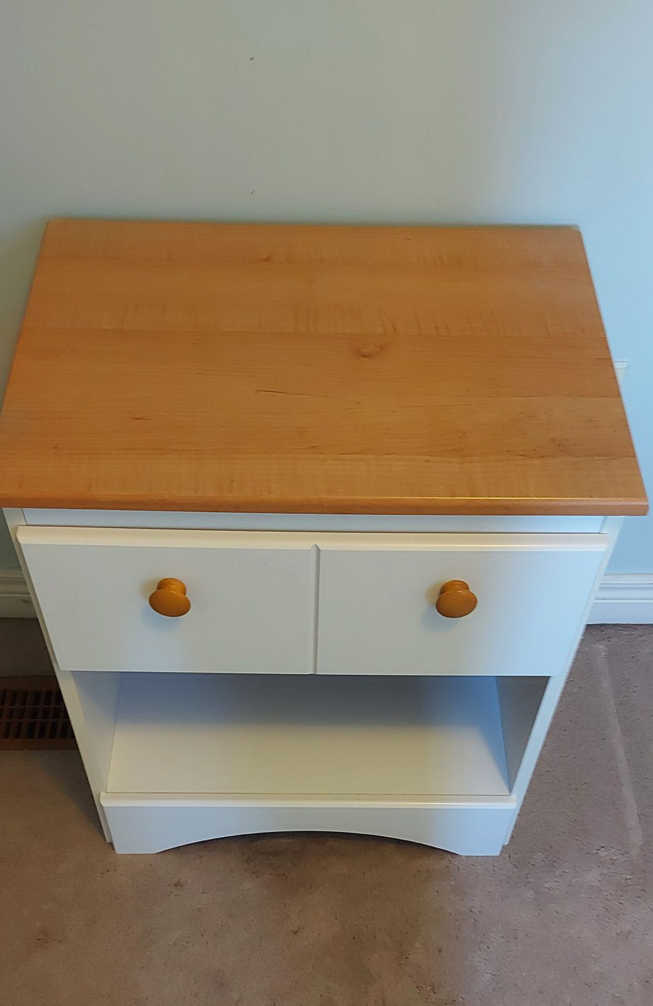 Kids bedroom set (Bed, Dresser and a Side table) - photo 4