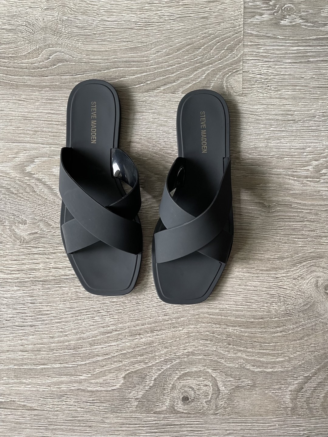 💰Steve madden Black sandals - 8
