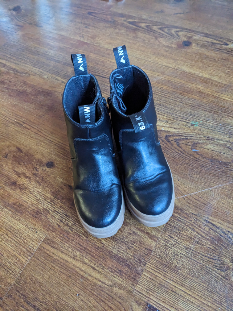 H&M Waterproof boots size US 1 $20