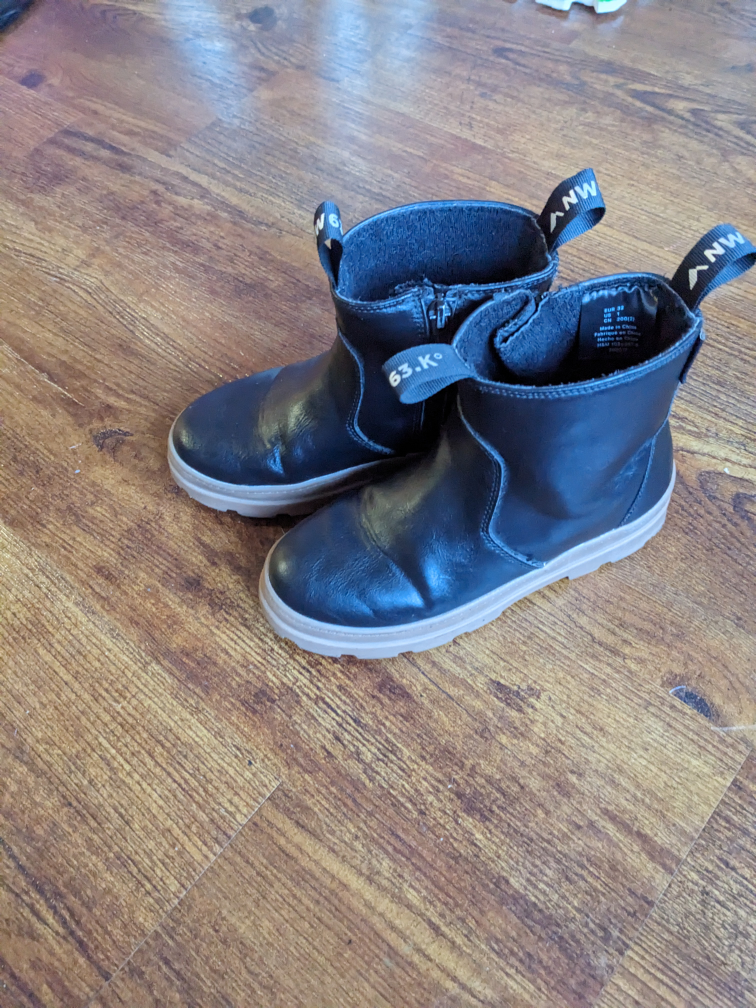 H&M Waterproof boots size US 1 $20 - photo 2