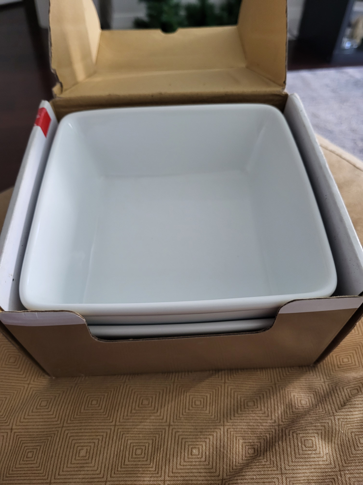 Two porcelain bowls thumbnail